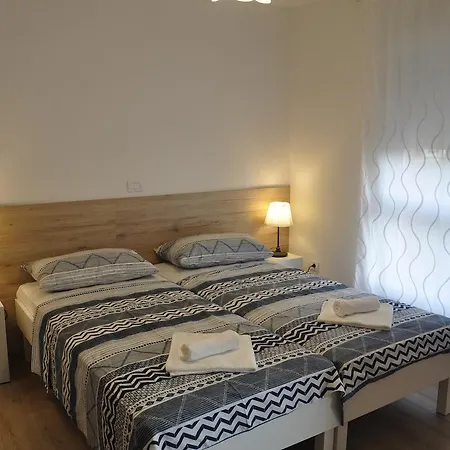Blue Villa *
